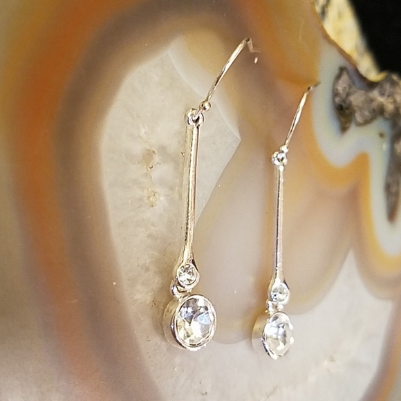••Sold•• Long silver rhinestone drop earrings GUC 1.75” - Picture 2 of 8